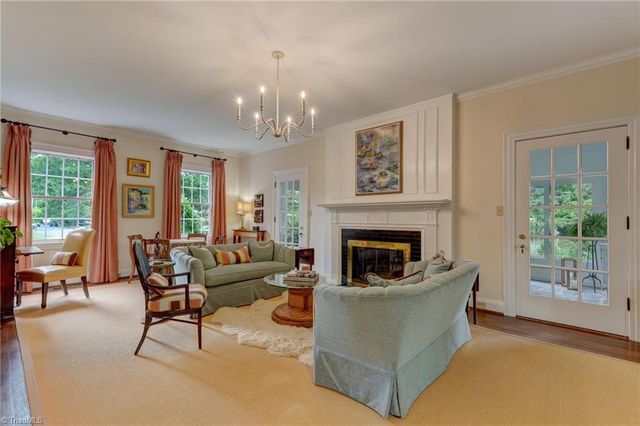2601 W Market Street, Greensboro, NC 27403