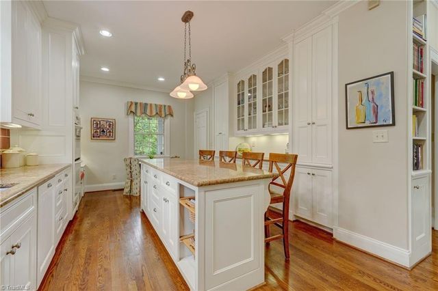 2601 W Market Street, Greensboro, NC 27403