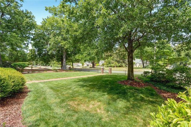 2601 W Market Street, Greensboro, NC 27403