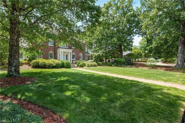 2601 W Market Street, Greensboro, NC 27403