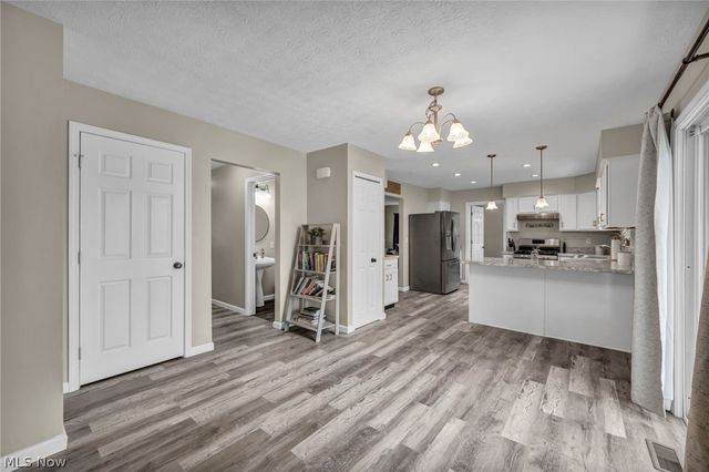 123 Kent Street, Wellington, OH 44090