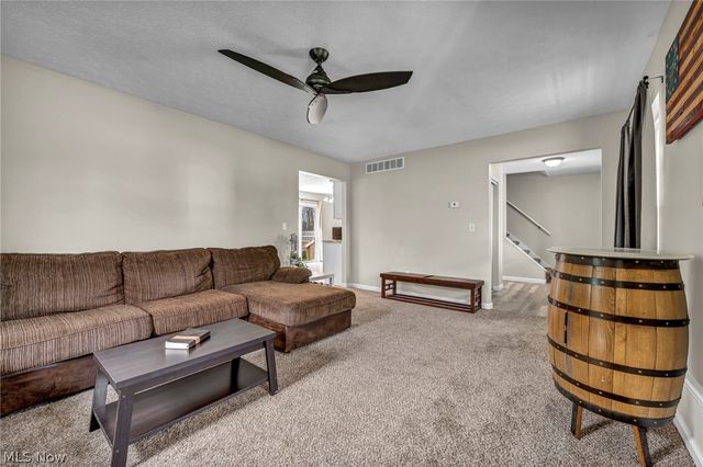 123 Kent Street, Wellington, OH 44090