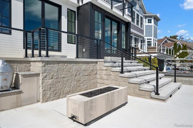 13459 Haddon Street, Fenton, MI 48430