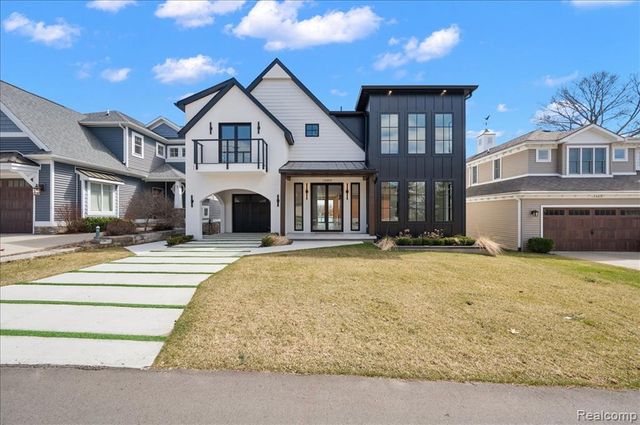 13459 Haddon Street, Fenton, MI 48430