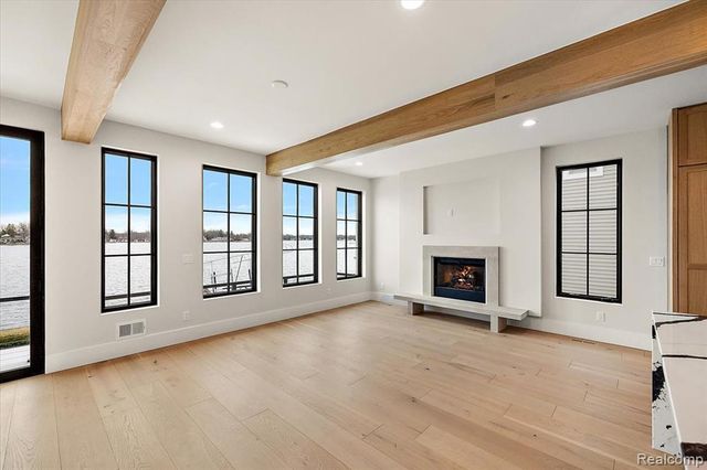 13459 Haddon Street, Fenton, MI 48430