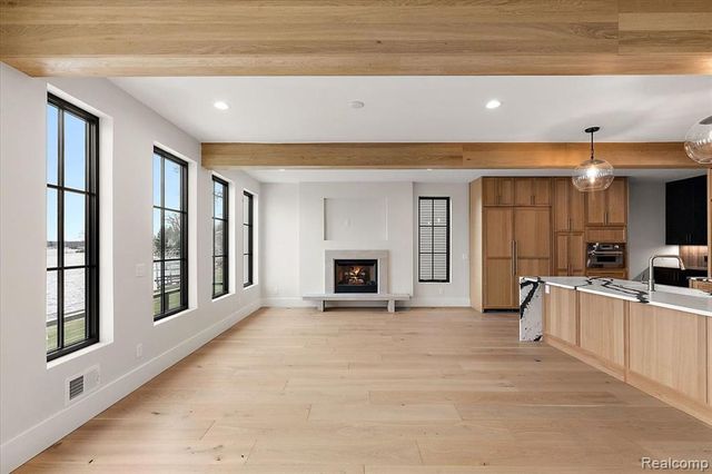 13459 Haddon Street, Fenton, MI 48430