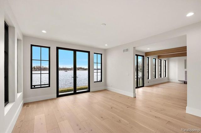 13459 Haddon Street, Fenton, MI 48430