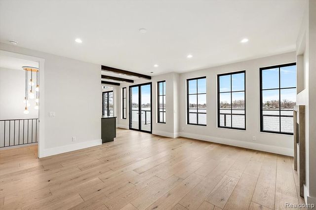 13459 Haddon Street, Fenton, MI 48430