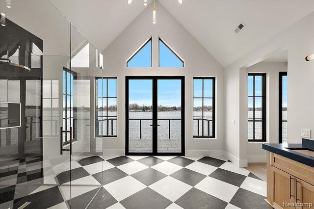 13459 Haddon Street, Fenton, MI 48430