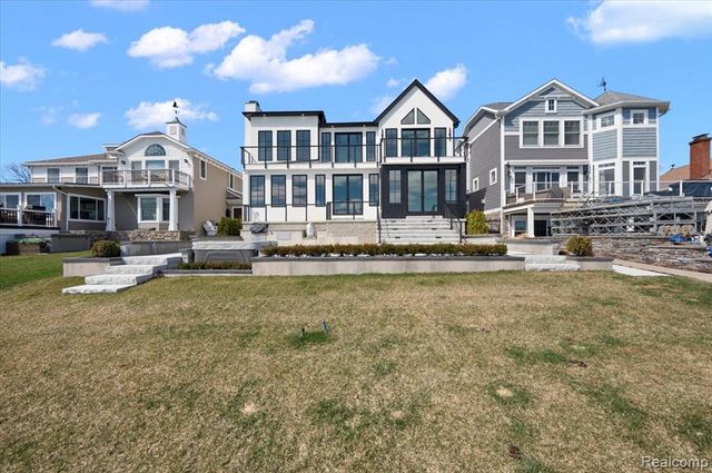 13459 Haddon Street, Fenton, MI 48430