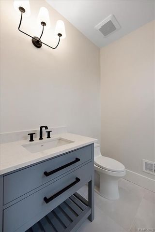 13459 Haddon Street, Fenton, MI 48430