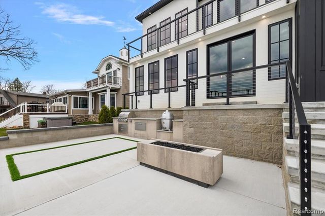 13459 Haddon Street, Fenton, MI 48430