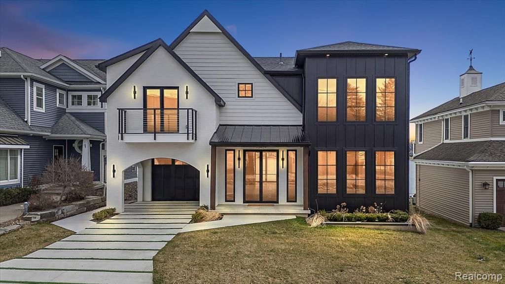 13459 Haddon Street, Fenton, MI 48430