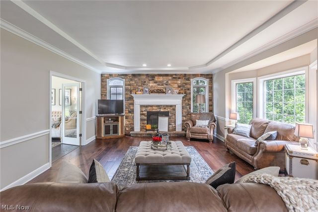 74 Oak Tree, Canfield, OH 44406