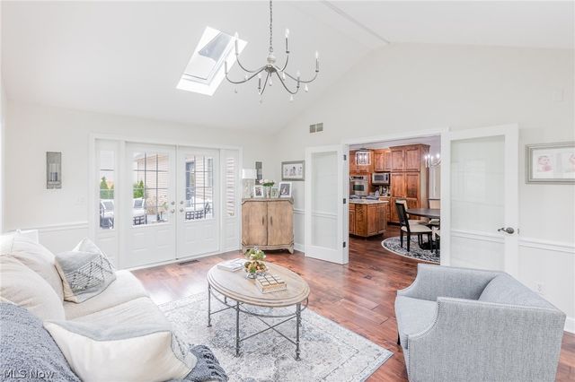 74 Oak Tree, Canfield, OH 44406