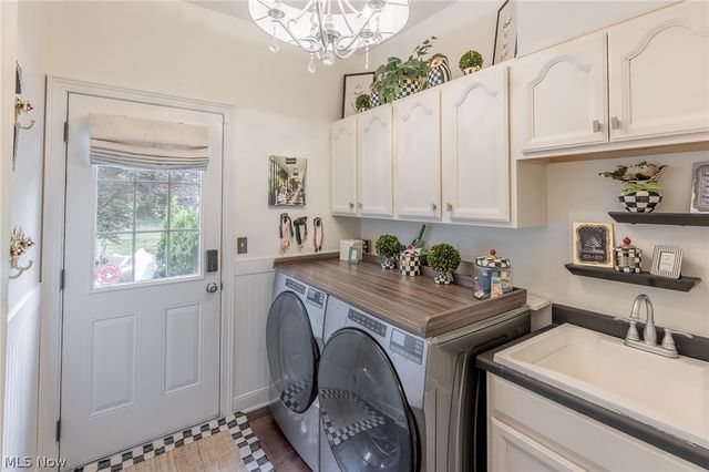 74 Oak Tree, Canfield, OH 44406