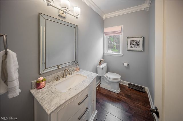 74 Oak Tree, Canfield, OH 44406