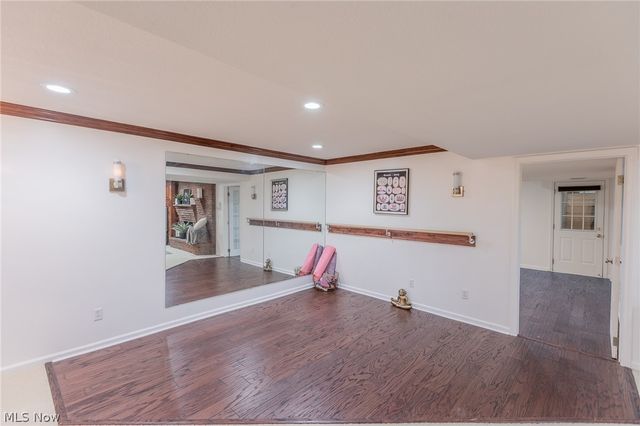 74 Oak Tree, Canfield, OH 44406