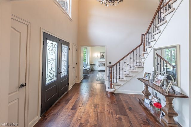 74 Oak Tree, Canfield, OH 44406