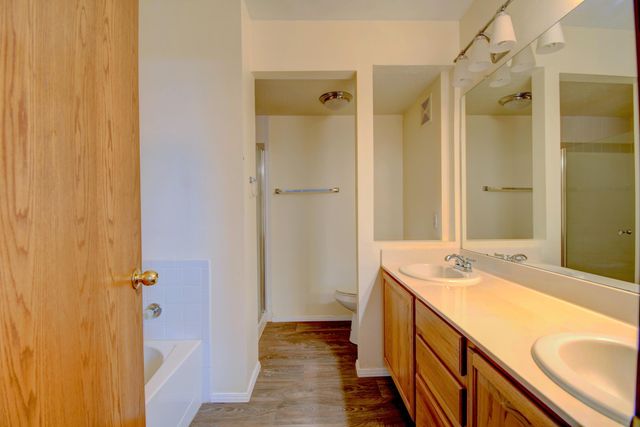 2524 Manzano Loop NE, Rio Rancho, NM 87144