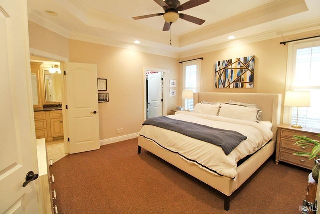 1512 Victoria Green Boulevard, Evansville, IN 47715