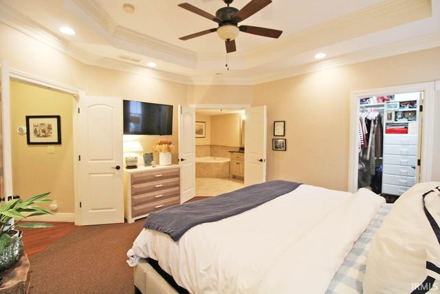 1512 Victoria Green Boulevard, Evansville, IN 47715