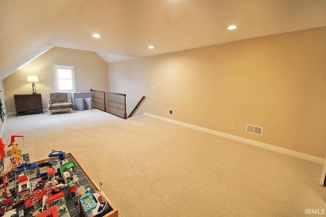 1512 Victoria Green Boulevard, Evansville, IN 47715