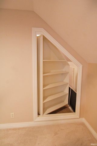 1512 Victoria Green Boulevard, Evansville, IN 47715