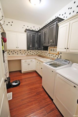 1512 Victoria Green Boulevard, Evansville, IN 47715