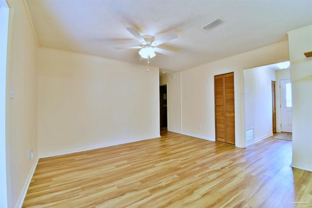 7016 Esther St, Pensacola, FL 32506