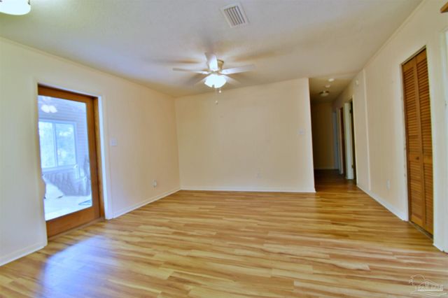 7016 Esther St, Pensacola, FL 32506