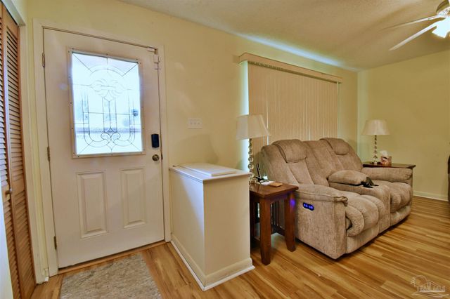 7016 Esther St, Pensacola, FL 32506