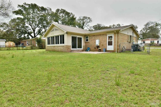 7016 Esther St, Pensacola, FL 32506