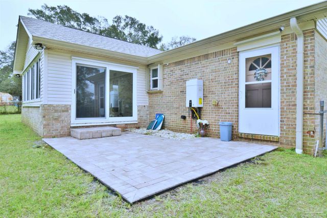 7016 Esther St, Pensacola, FL 32506