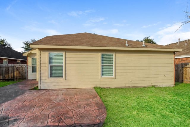 21554 Kings Bend Drive, Kingwood, TX 77339
