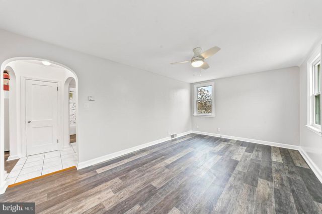 2203 STEELE RD, Drexel Hill, PA 19026