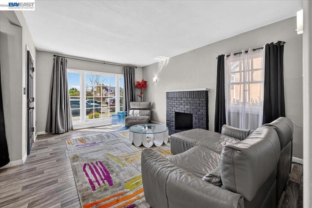 Image 14 of property listing at 1163 85Th Ave, Oakland, CA 94621