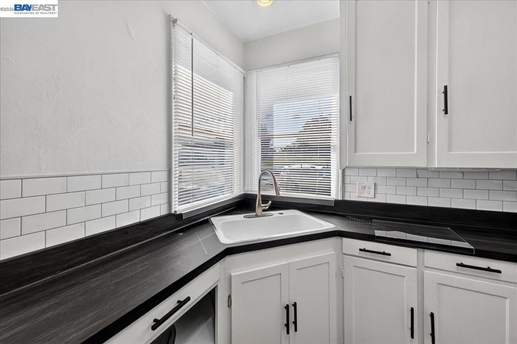 Image 19 of property listing at 1163 85Th Ave, Oakland, CA 94621