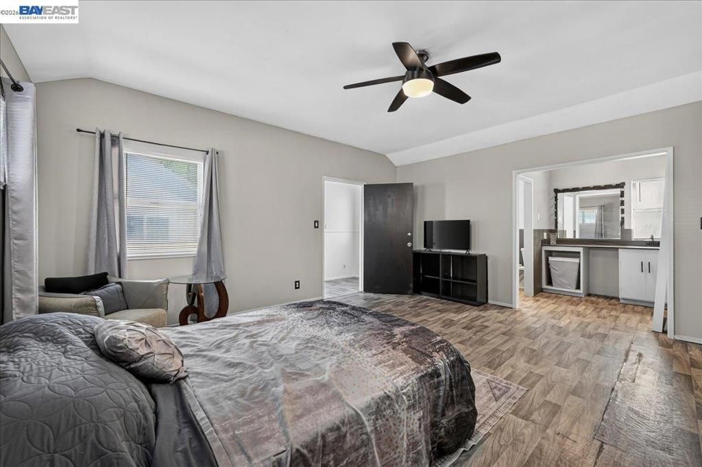 Image 27 of property listing at 1163 85Th Ave, Oakland, CA 94621