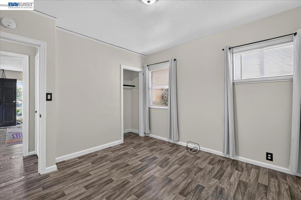 Image 37 of property listing at 1163 85Th Ave, Oakland, CA 94621