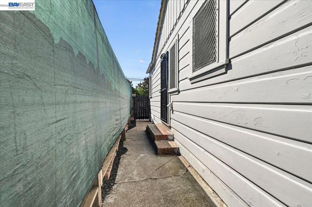 Image 48 of property listing at 1163 85Th Ave, Oakland, CA 94621