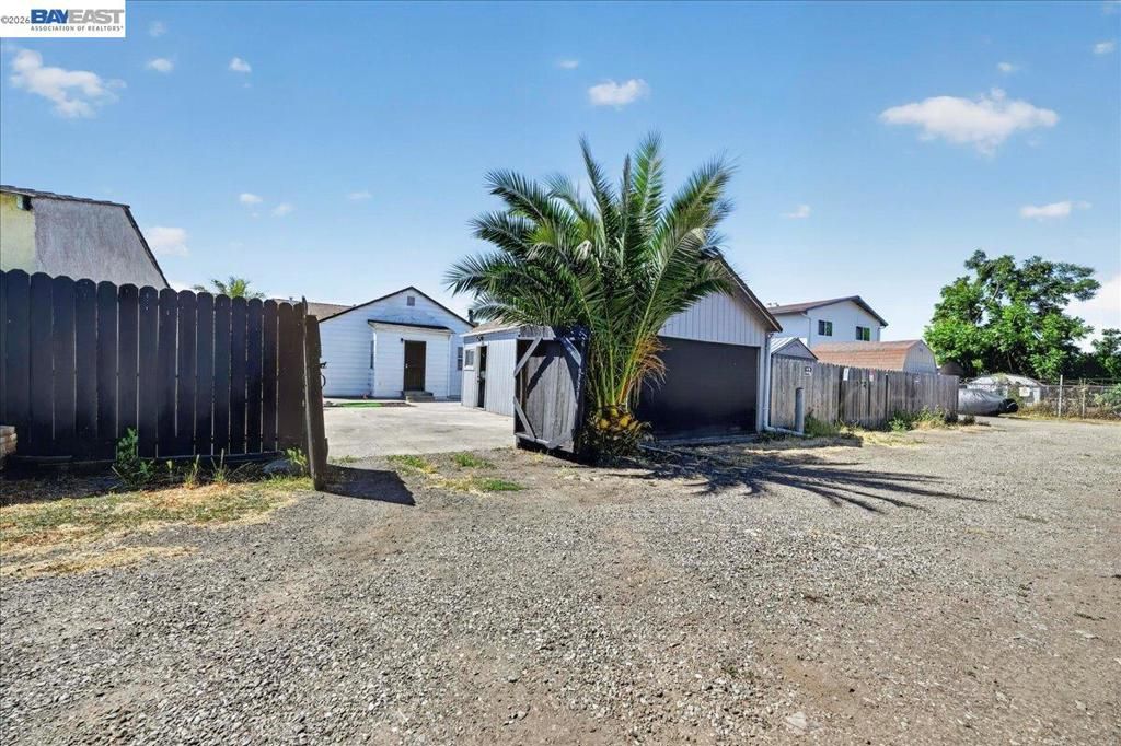 Image 49 of property listing at 1163 85Th Ave, Oakland, CA 94621