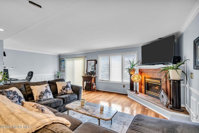 392 Begonia Court 3902, Toms River, NJ 08753