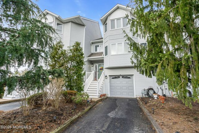 392 Begonia Court 3902, Toms River, NJ 08753