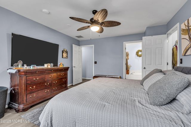 392 Begonia Court 3902, Toms River, NJ 08753