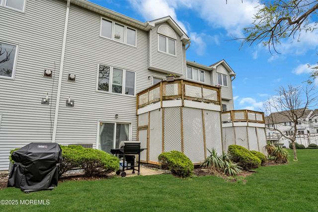 392 Begonia Court 3902, Toms River, NJ 08753