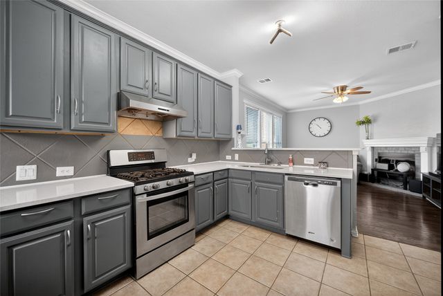 9633 Anns Way, Plano, TX 75025