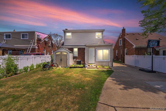 4061 Calhoun Street, Dearborn, MI 48126