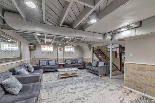 4061 Calhoun Street, Dearborn, MI 48126