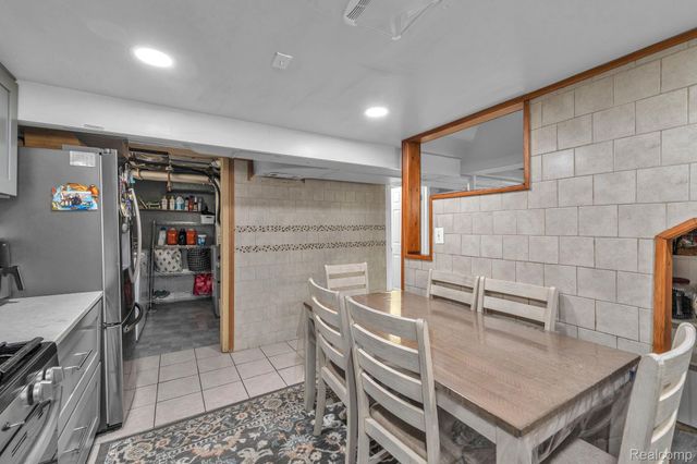 4061 Calhoun Street, Dearborn, MI 48126